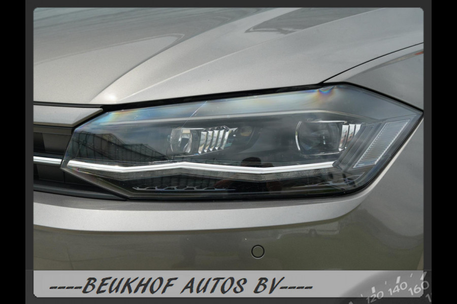 Volkswagen Polo 1.0 TSI Highline Panoramadak Xenon Carplay Volkswagen Polo 1.0 TSI Highline Panoramadak Xenon Carplay