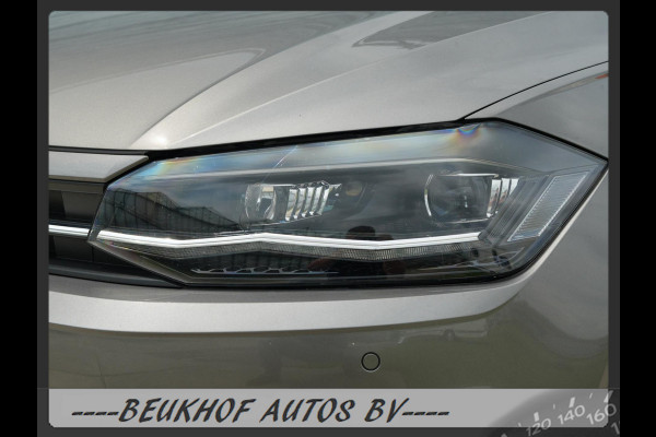 Volkswagen Polo 1.0 TSI Highline Panoramadak Xenon Carplay Volkswagen Polo 1.0 TSI Highline Panoramadak Xenon Carplay