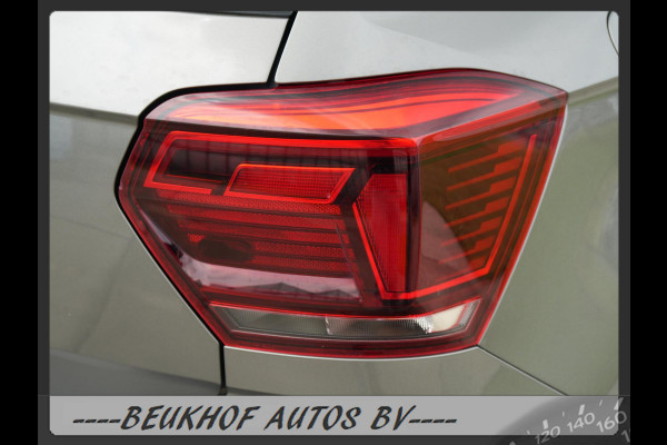 Volkswagen Polo 1.0 TSI Highline Panoramadak Xenon Carplay Volkswagen Polo 1.0 TSI Highline Panoramadak Xenon Carplay