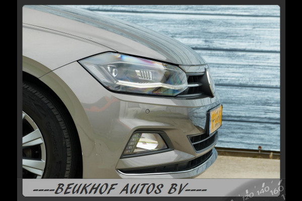 Volkswagen Polo 1.0 TSI Highline Panoramadak Xenon Carplay Volkswagen Polo 1.0 TSI Highline Panoramadak Xenon Carplay