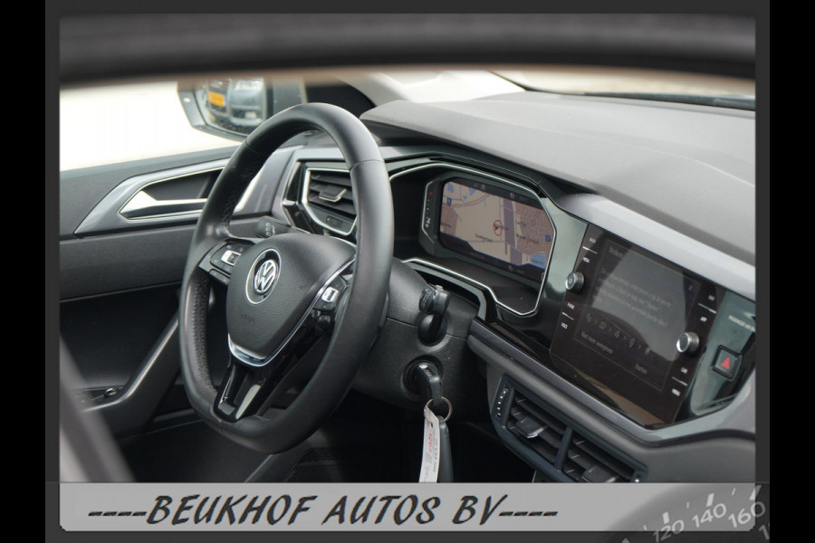 Volkswagen Polo 1.0 TSI Highline Panoramadak Xenon Carplay Volkswagen Polo 1.0 TSI Highline Panoramadak Xenon Carplay