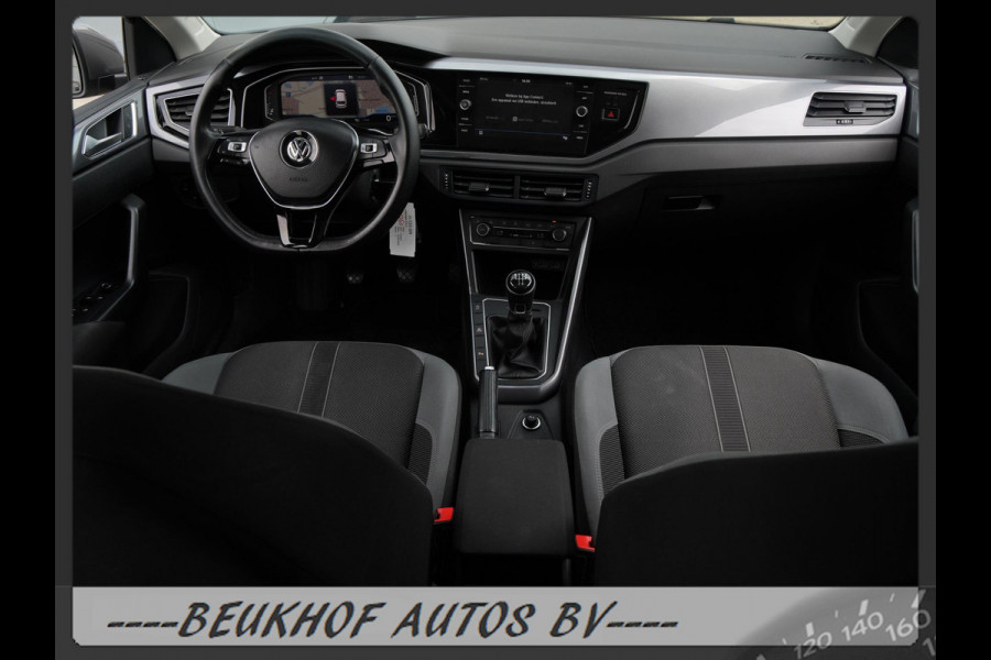 Volkswagen Polo 1.0 TSI Highline Panoramadak Xenon Carplay Volkswagen Polo 1.0 TSI Highline Panoramadak Xenon Carplay