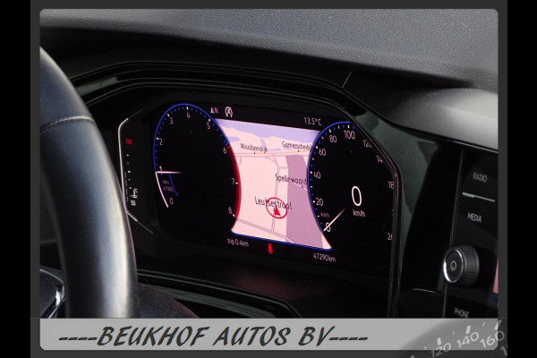 Volkswagen Polo 1.0 TSI Highline Panoramadak Xenon Carplay Volkswagen Polo 1.0 TSI Highline Panoramadak Xenon Carplay