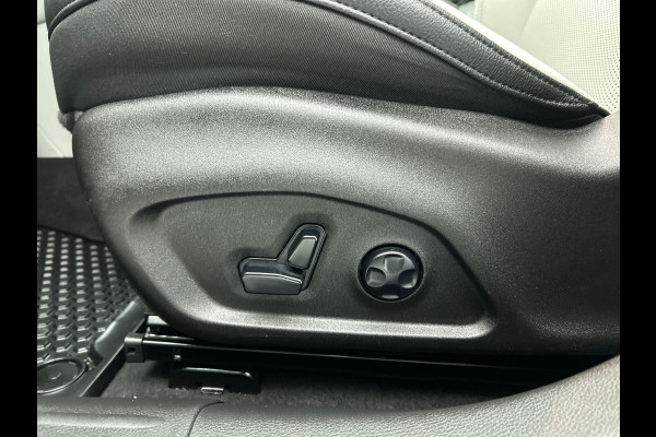 Jeep Compass 4xe 190 Plug-in Hybrid Electric Limited Business PANORAMADAK | LEER | TREKHAAK