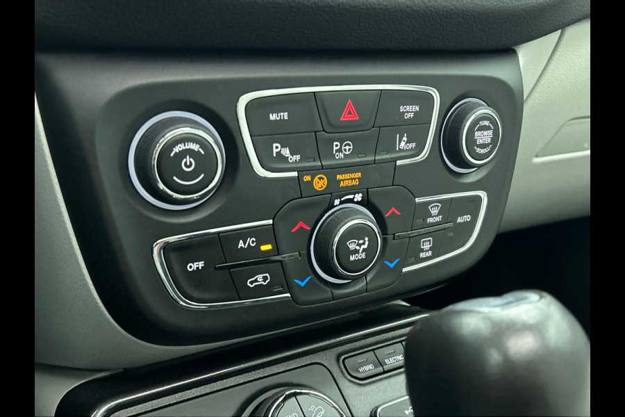 Jeep Compass 4xe 190 Plug-in Hybrid Electric Limited Business PANORAMADAK | LEER | TREKHAAK