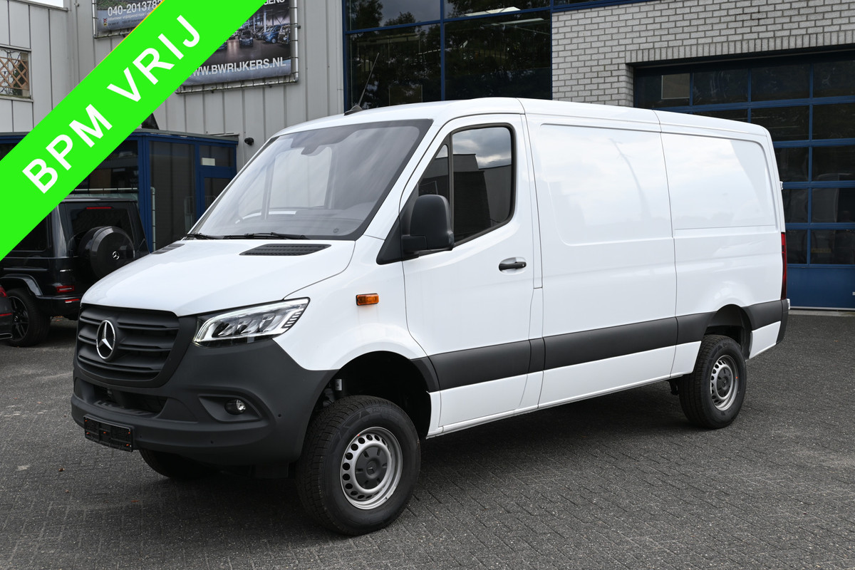 Mercedes-Benz Sprinter 319 CDI L2H1 4x4 MBUX met camera en parkeerpakket, LED, Trekhaak Mercedes-Benz Sprinter 319 CDI L2H1 4x4 MBUX met camera en parkeerpakket, LED, Trekhaak