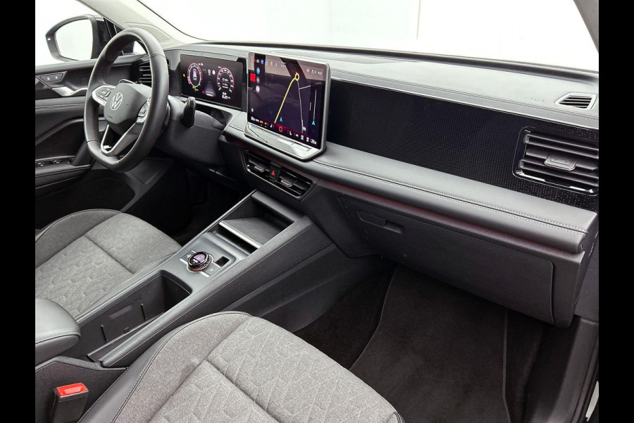 Volkswagen Tiguan 1.5 eTSI Life Edition CAMERA | CARPLAY | AD-CRUISE