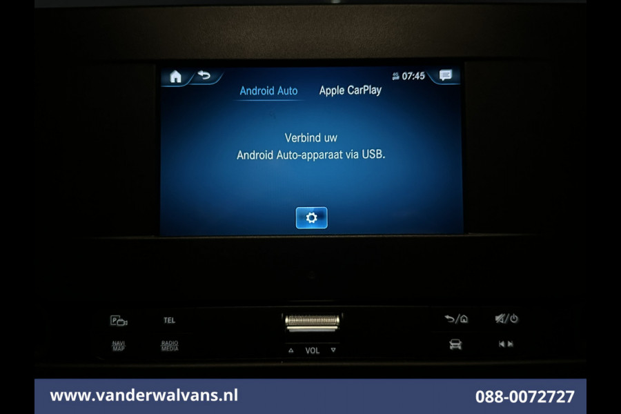 Mercedes-Benz Sprinter 315 CDI 150pk L3H2 Euro6 Airco | 360 Graden Camera | Navigatie | Apple Carplay | Android Auto | Cruisecontrol, Chauffeursstoel, Trekhaak, Stoelverwarming, 270 Gr. achterdeuren, Bijrijdersbank, Parkeersensoren