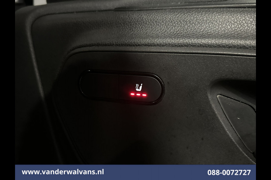 Mercedes-Benz Sprinter 315 CDI 150pk L3H2 Euro6 Airco | 360 Graden Camera | Navigatie | Apple Carplay | Android Auto | Cruisecontrol, Chauffeursstoel, Trekhaak, Stoelverwarming, 270 Gr. achterdeuren, Bijrijdersbank, Parkeersensoren