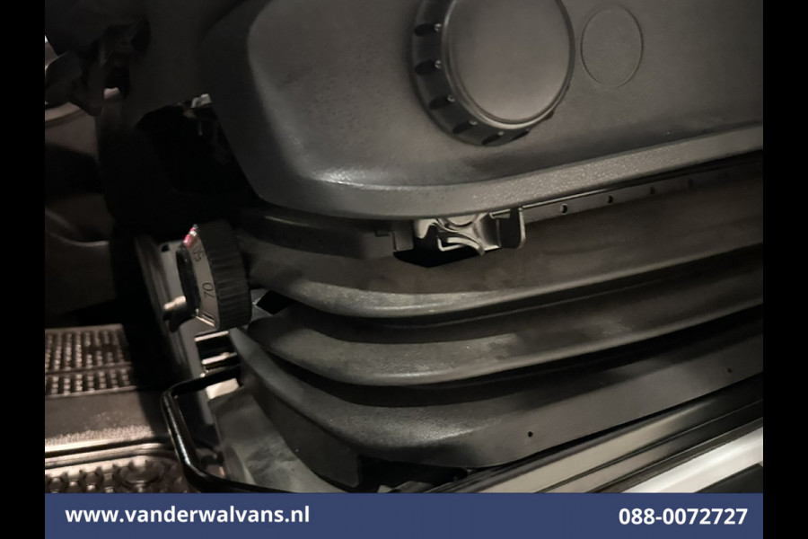 Mercedes-Benz Sprinter 315 CDI 150pk L3H2 Euro6 Airco | 360 Graden Camera | Navigatie | Apple Carplay | Android Auto | Cruisecontrol, Chauffeursstoel, Trekhaak, Stoelverwarming, 270 Gr. achterdeuren, Bijrijdersbank, Parkeersensoren