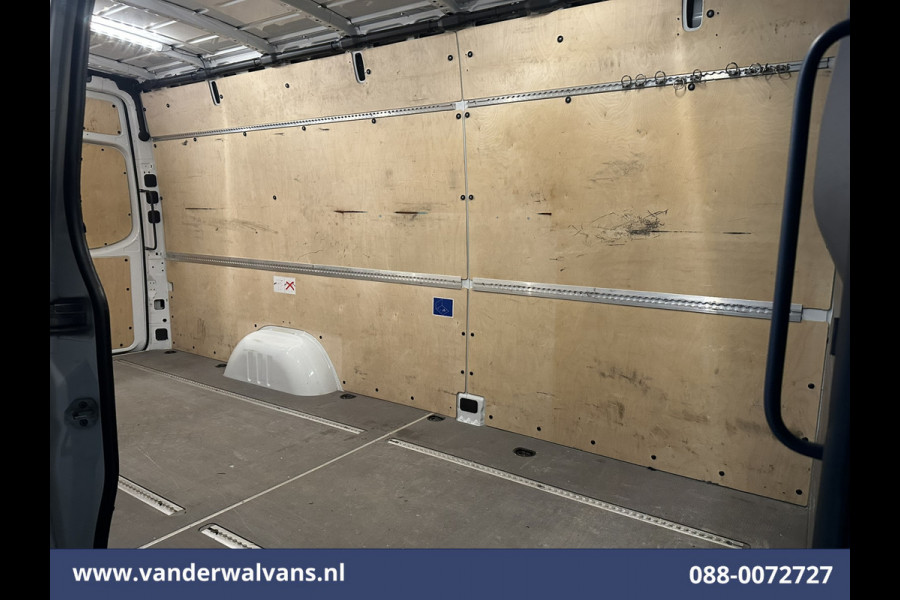 Mercedes-Benz Sprinter 315 CDI 150pk L3H2 Euro6 Airco | 360 Graden Camera | Navigatie | Apple Carplay | Android Auto | Cruisecontrol, Chauffeursstoel, Trekhaak, Stoelverwarming, 270 Gr. achterdeuren, Bijrijdersbank, Parkeersensoren
