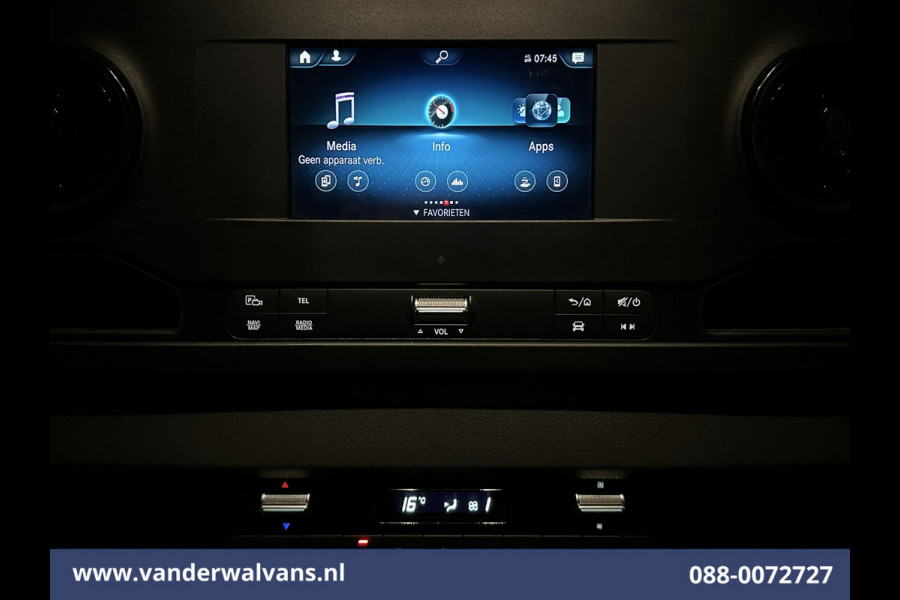 Mercedes-Benz Sprinter 315 CDI 150pk L3H2 Euro6 Airco | 360 Graden Camera | Navigatie | Apple Carplay | Android Auto | Cruisecontrol, Chauffeursstoel, Trekhaak, Stoelverwarming, 270 Gr. achterdeuren, Bijrijdersbank, Parkeersensoren