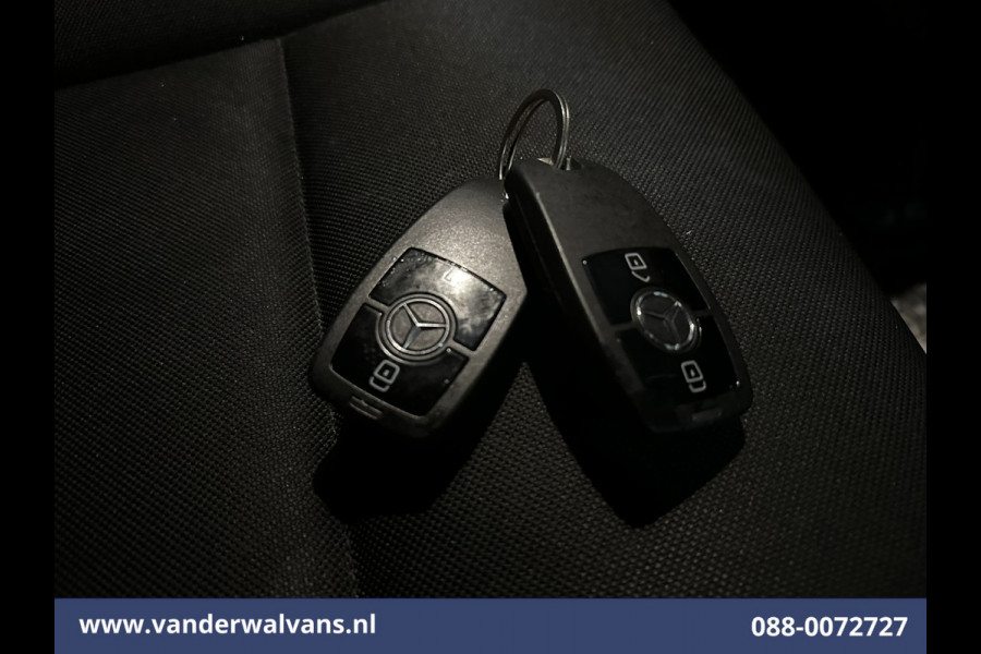 Mercedes-Benz Sprinter 315 CDI 150pk L3H2 Euro6 Airco | 360 Graden Camera | Navigatie | Apple Carplay | Android Auto | Cruisecontrol, Chauffeursstoel, Trekhaak, Stoelverwarming, 270 Gr. achterdeuren, Bijrijdersbank, Parkeersensoren