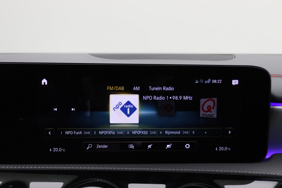 Mercedes-Benz CLA-Klasse 250 e Business Solution AMG Limited Panoramadak, Memory, Matrix LED, Sfeerverlichting, Apple Carplay, DAB