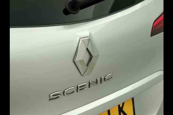 Renault Scénic 1.3 TCe Limited / CAMERA / NAVI / Park. sensoren V+A / Stoelverwarming Renault Scénic 1.3 TCe Limited / CAMERA / NAVI / Park. sensoren V+A / Stoelverwarming