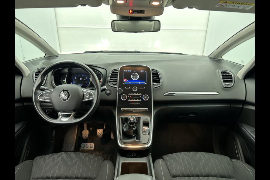 Renault Scénic 1.3 TCe Limited / CAMERA / NAVI / Park. sensoren V+A / Stoelverwarming Renault Scénic 1.3 TCe Limited / CAMERA / NAVI / Park. sensoren V+A / Stoelverwarming