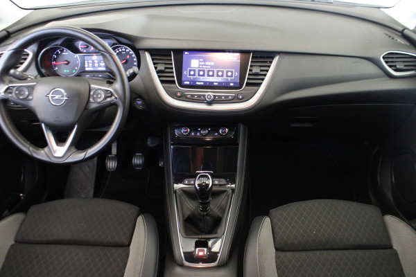 Opel Grandland X 1.2 Turbo Business Executive