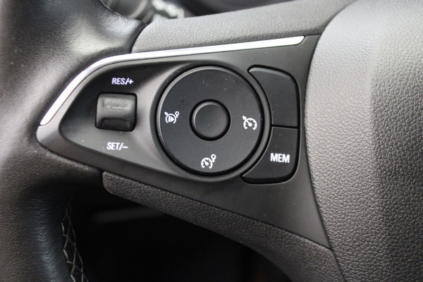 Opel Grandland X 1.2 Turbo Business Executive