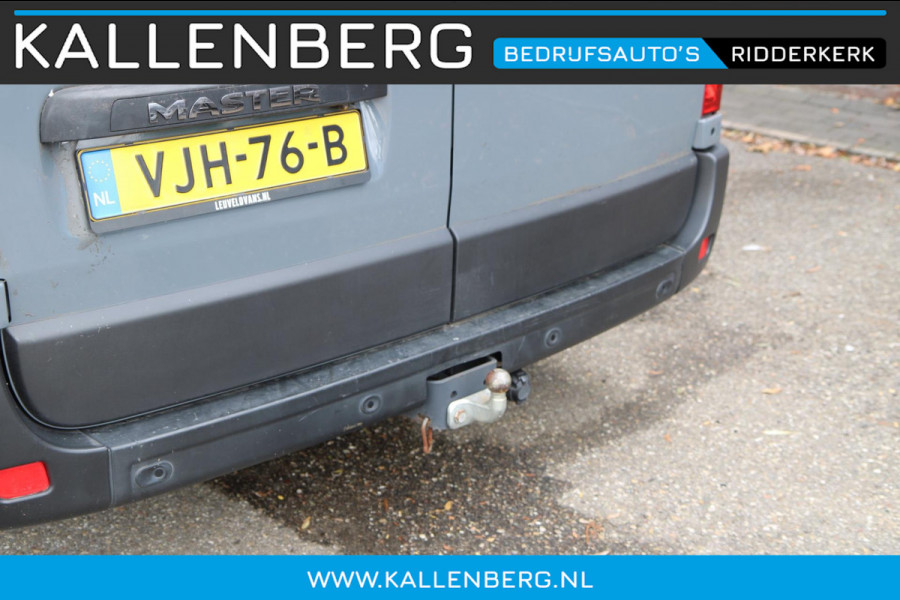 Renault Master T35 2.3 dCi 135PK L3H2 / Trekhaak / Camera / Navi / 3 zits