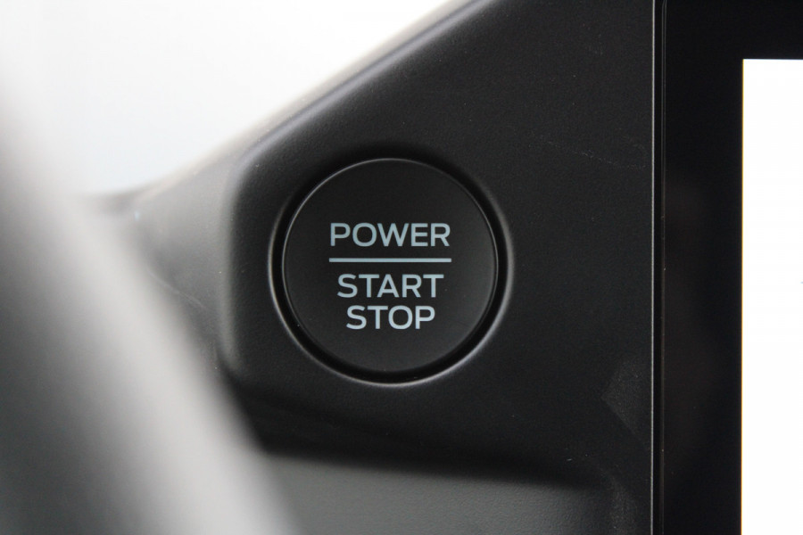 Ford Transit Custom 320 2.0 TDCI L2H1 Trend 136pk - 2x Schuifdeur - LED koplampen - Carplay - Android - Camera - Stoelverwarming - 70l tank - Rijkla