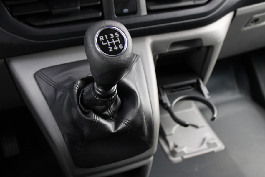 Ford Transit Custom 320 2.0 TDCI L2H1 Trend 136pk - 2x Schuifdeur - LED koplampen - Carplay - Android - Camera - Stoelverwarming - 70l tank - Rijkla