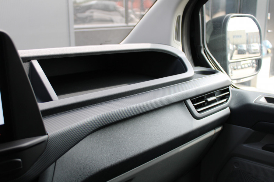 Ford Transit Custom 320 2.0 TDCI L2H1 Trend 136pk - 2x Schuifdeur - LED koplampen - Carplay - Android - Camera - Stoelverwarming - 70l tank - Rijkla