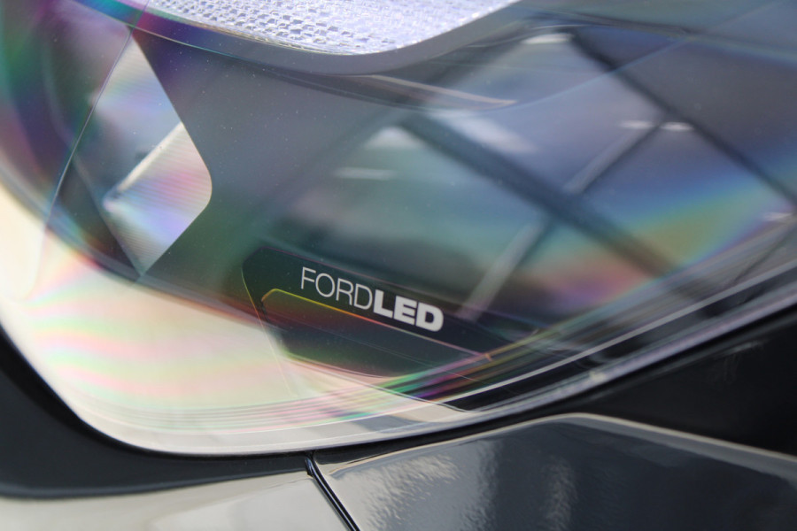 Ford Transit Custom 320 2.0 TDCI L2H1 Trend 136pk - 2x Schuifdeur - LED - Navi - Android - Camera - Stoelverwarming - 70l tank - Rijklaar