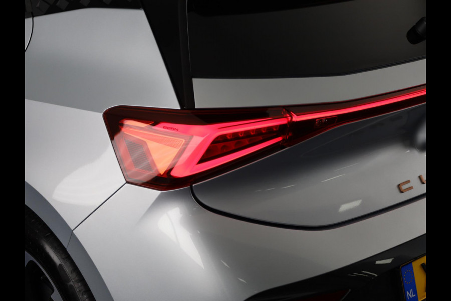 CUPRA Born Adrenaline 62 kWh 230 pk | Navigatie | Parkeersensoren | Achteruitrijcamera | LED koplampen | Stoelverwarming | BEATS audio system |