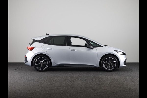 CUPRA Born Adrenaline 62 kWh 230 pk | Navigatie | Parkeersensoren | Achteruitrijcamera | LED koplampen | Stoelverwarming | BEATS audio system |