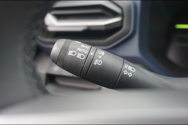Dacia Duster 140PK Hybrid Journey 360° CAMERA | DODEHOEK | NAVI | FULL-LED!