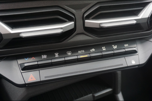 Dacia Duster 140PK Hybrid Journey 360° CAMERA | DODEHOEK | NAVI | FULL-LED!