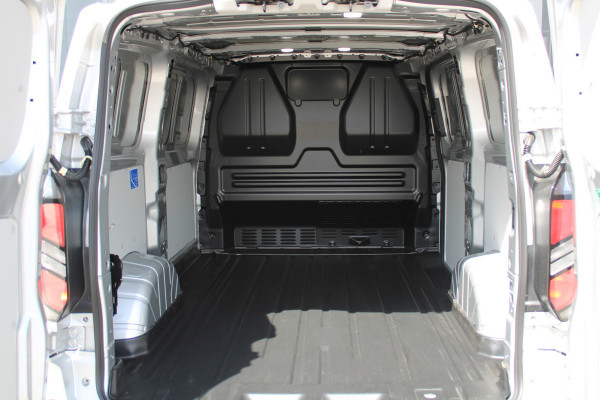 Ford Transit Custom 300 2.0 TDCI L1H1 Trend 136pk - Carplay - Android - Camera - LED - Stoelverwarming - 70l tank - Rijklaar Ford Transit Custom 300 2.0 TDCI L1H1 Trend 136pk - Carplay - Android - Camera - LED - Stoelverwarming - 70l tank - Rijklaar