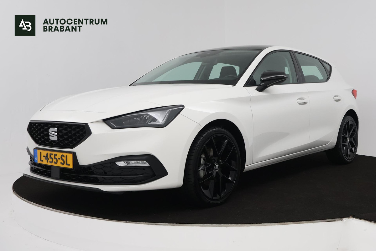 Seat Leon 1.0 TSI Reference (DIGITALE COCKPIT, CRUISE CONTROL, PARKEERSENSOREN, NAVIGATIE, CARPLAY) Seat Leon 1.0 TSI Reference (DIGITALE COCKPIT, CRUISE CONTROL, PARKEERSENSOREN, NAVIGATIE, CARPLAY)