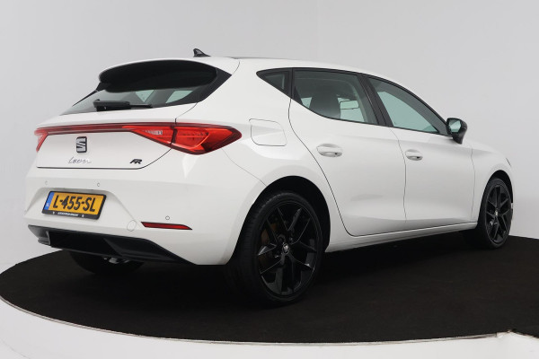 Seat Leon 1.0 TSI Reference (DIGITALE COCKPIT, CRUISE CONTROL, PARKEERSENSOREN, NAVIGATIE, CARPLAY)