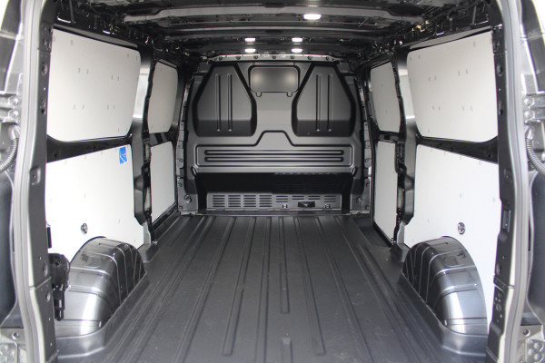 Ford Transit Custom 320 2.0 TDCI L2H1 Limited 150pk - Adaptive Cruise - Verwarmd stuur - Blind spot - Navigatie - Camera - Draadloos laden - Rijklaa Ford Transit Custom 320 2.0 TDCI L2H1 Limited 150pk - Adaptive Cruise - Verwarmd stuur - Blind spot - Navigatie - Camera - Draadloos laden - Rijklaa