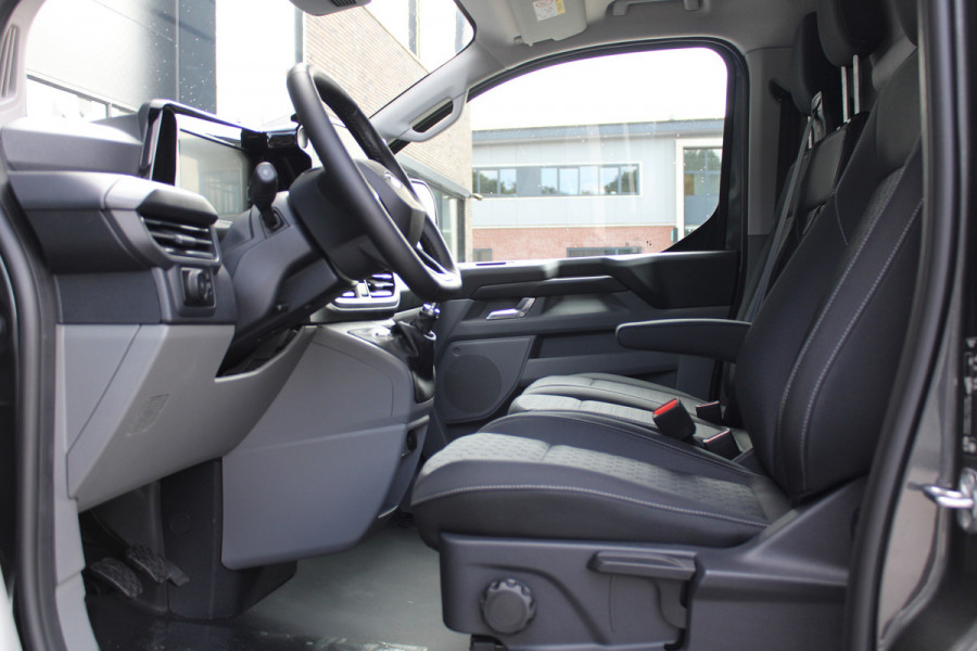 Ford Transit Custom 320 2.0 TDCI L2H1 Limited 150pk - Adaptive Cruise - Verwarmd stuur - Blind spot - Navigatie - Camera - Draadloos laden - Rijklaa Ford Transit Custom 320 2.0 TDCI L2H1 Limited 150pk - Adaptive Cruise - Verwarmd stuur - Blind spot - Navigatie - Camera - Draadloos laden - Rijklaa