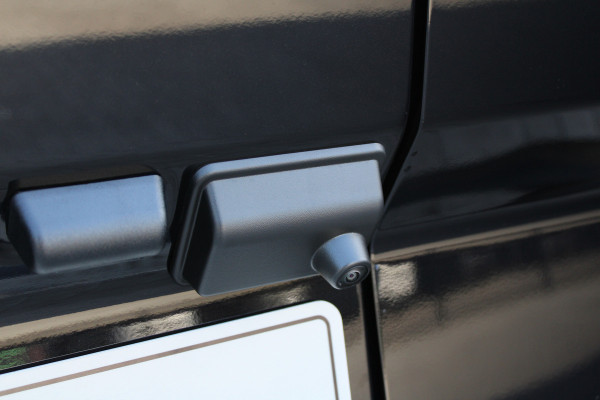 Ford Transit Custom 320 2.0 TDCI L2H1 Limited 150pk - 2x Schuifdeur - Adaptive Cruise - Verwarmd stuur - Blind spot - Navigatie - Camera - Draadloos Ford Transit Custom 320 2.0 TDCI L2H1 Limited 150pk - 2x Schuifdeur - Adaptive Cruise - Verwarmd stuur - Blind spot - Navigatie - Camera - Draadloos