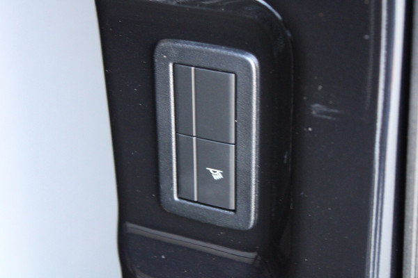 Ford Transit Custom 320 2.0 TDCI L2H1 Limited 150pk - 2x Schuifdeur - Adaptive Cruise - Verwarmd stuur - Blind spot - Navigatie - Camera - Draadloos Ford Transit Custom 320 2.0 TDCI L2H1 Limited 150pk - 2x Schuifdeur - Adaptive Cruise - Verwarmd stuur - Blind spot - Navigatie - Camera - Draadloos