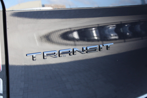 Ford Transit Custom 320 2.0 TDCI L2H1 Limited 150pk - 2x Schuifdeur - Adaptive Cruise - Verwarmd stuur - Blind spot - Navigatie - Camera - Draadloos Ford Transit Custom 320 2.0 TDCI L2H1 Limited 150pk - 2x Schuifdeur - Adaptive Cruise - Verwarmd stuur - Blind spot - Navigatie - Camera - Draadloos