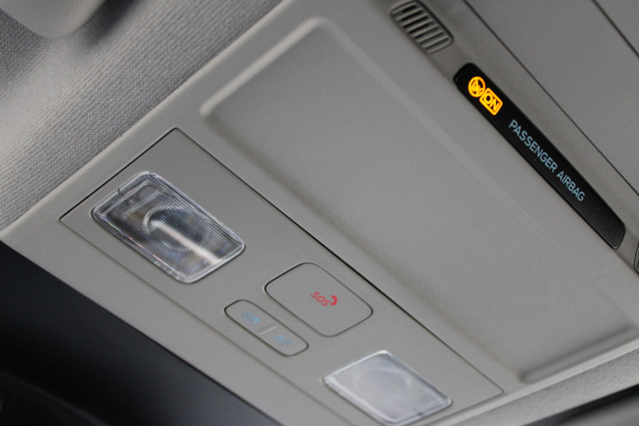 Ford Transit Custom 320 2.0 TDCI L2H1 Limited 150pk - 2x Schuifdeur - Adaptive Cruise - Verwarmd stuur - Blind spot - Navigatie - Camera - Draadloos Ford Transit Custom 320 2.0 TDCI L2H1 Limited 150pk - 2x Schuifdeur - Adaptive Cruise - Verwarmd stuur - Blind spot - Navigatie - Camera - Draadloos