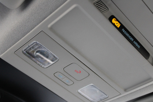 Ford Transit Custom 320 2.0 TDCI L2H1 Limited 150pk - 2x Schuifdeur - Adaptive Cruise - Verwarmd stuur - Blind spot - Navigatie - Camera - Draadloos Ford Transit Custom 320 2.0 TDCI L2H1 Limited 150pk - 2x Schuifdeur - Adaptive Cruise - Verwarmd stuur - Blind spot - Navigatie - Camera - Draadloos