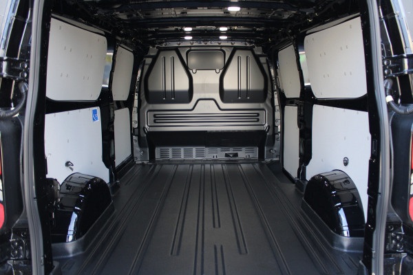 Ford Transit Custom 320 2.0 TDCI L2H1 Limited 150pk - Adaptive Cruise - Verwarmd stuur - Blind spot - Navigatie - Camera - Draadloos laden - Rijklaa