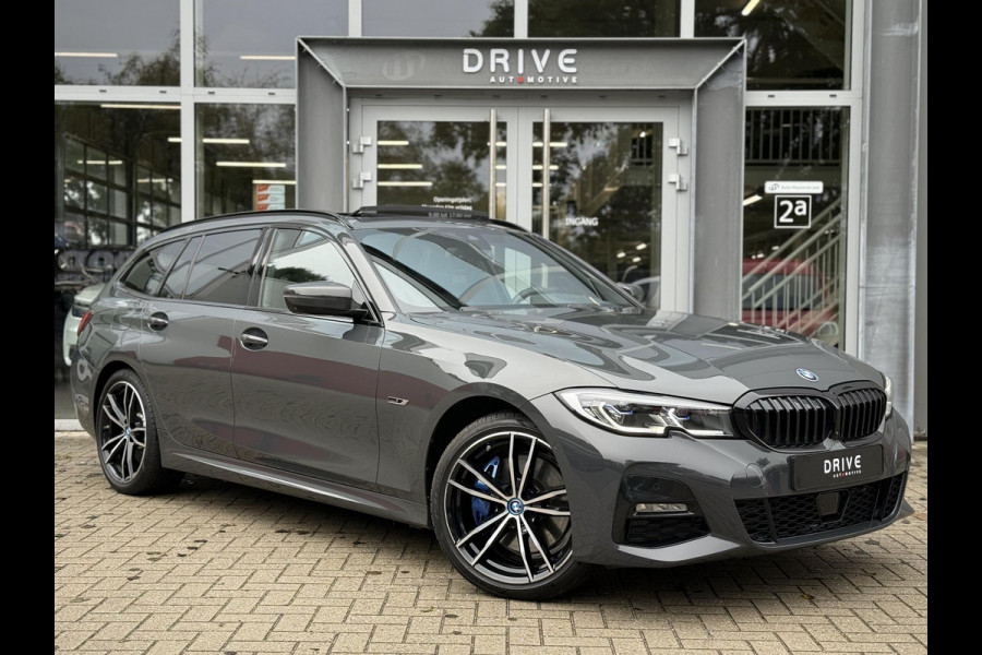 BMW 3 Serie Touring 330e High Ex. M-sport plus|SOH98%|Pano|Laser|CoPilot|HiFi|Trekhaak|Dravit grey