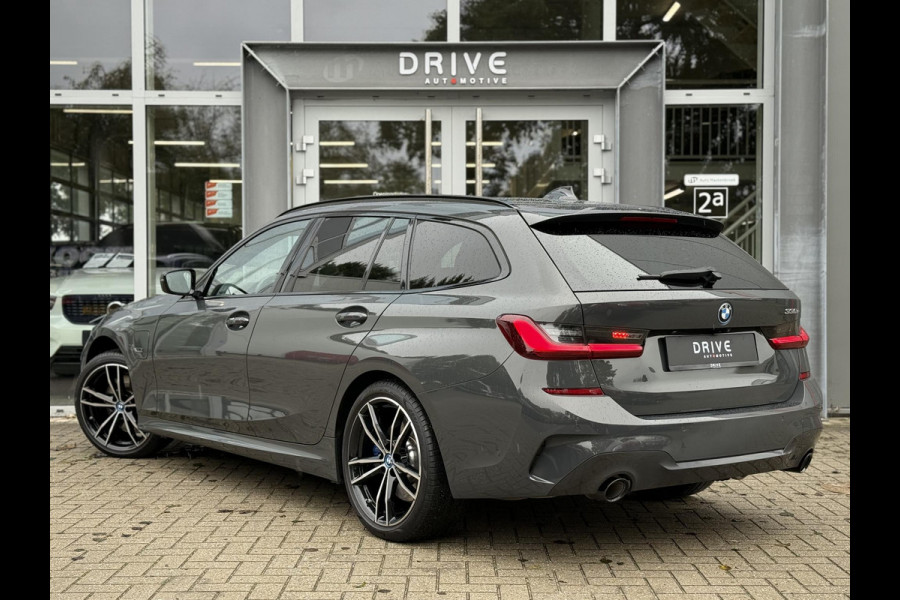 BMW 3 Serie Touring 330e High Ex. M-sport plus|SOH98%|Pano|Laser|CoPilot|HiFi|Trekhaak|Dravit grey