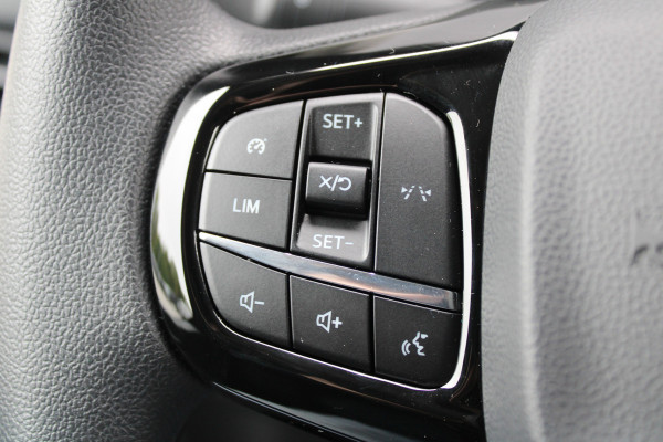 Ford Transit Custom 320 2.0 TDCI L2H1 Trend 136pk - 2x Schuifdeur - Carplay - Camera - Stoelverwarming - LED - 70l tank - Rijklaar Ford Transit Custom 320 2.0 TDCI L2H1 Trend 136pk - 2x Schuifdeur - Carplay - Camera - Stoelverwarming - LED - 70l tank - Rijklaar