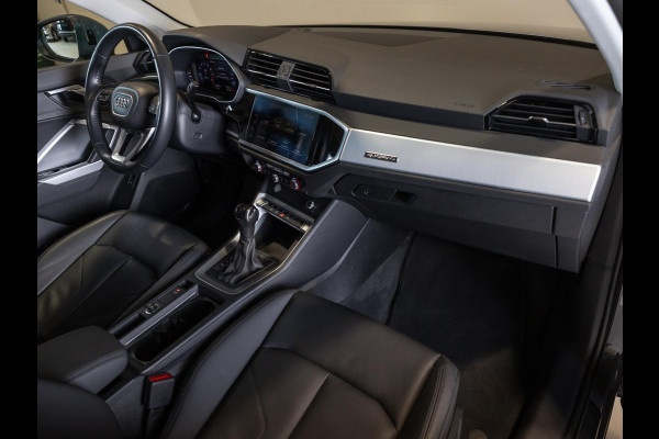 Audi Q3 40 TFSI quattro Pro Line business / 190pk / Trekhaak / Achteruitrij camera / Keyless entry / Stoelverwarming /