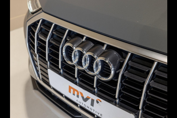 Audi Q3 40 TFSI quattro Pro Line business / 190pk / Trekhaak / Achteruitrij camera / Keyless entry / Stoelverwarming /