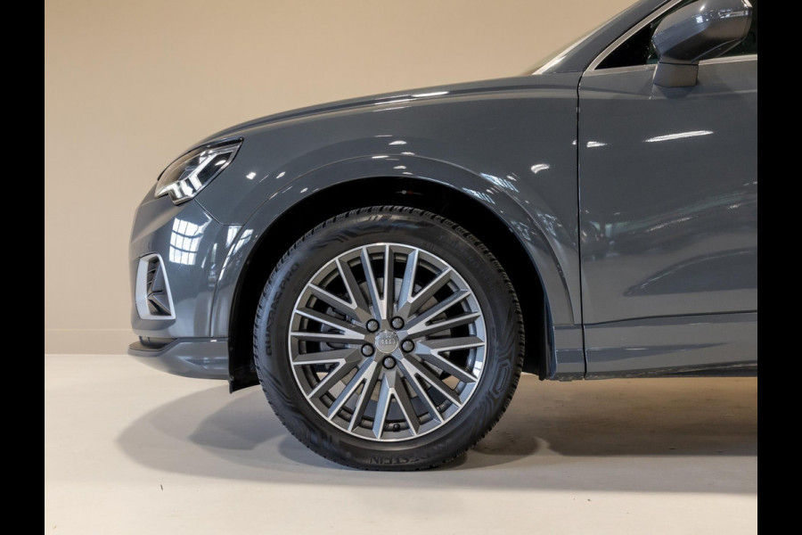 Audi Q3 40 TFSI quattro Pro Line business / 190pk / Trekhaak / Achteruitrij camera / Keyless entry / Stoelverwarming /