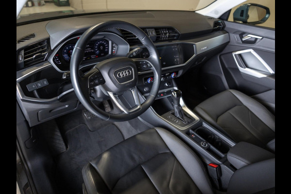 Audi Q3 40 TFSI quattro Pro Line business / 190pk / Trekhaak / Achteruitrij camera / Keyless entry / Stoelverwarming /