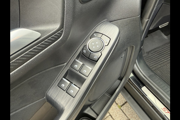 Ford Kuga 2.5 PHEV ST-Line X